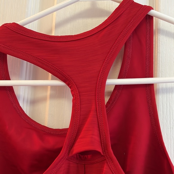 NWOT EleVen by Venus Williams Red Tank - Picture 5 of 8